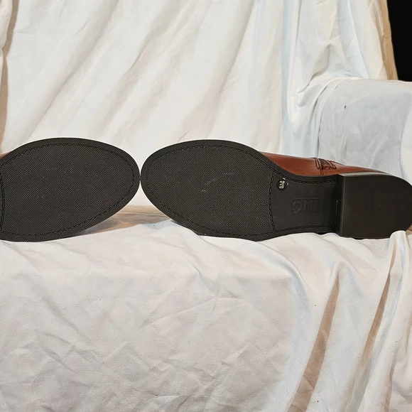 INC International Concepts Brown Leather Boots Sz 9 Wide Calf (NEW) - Picture 4 of 5